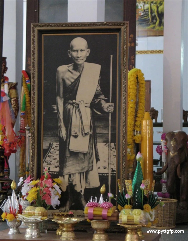 龙婆蜀หลวงปู่ศุข（瓦巴空)