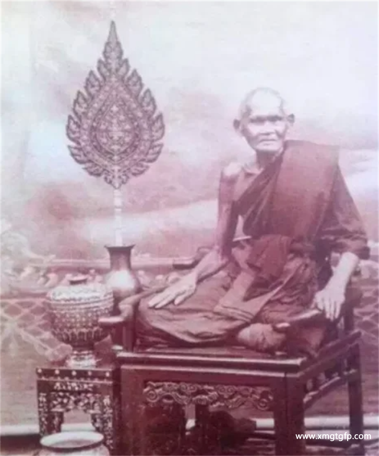泰国十大高僧 泰国佛牌 2.png